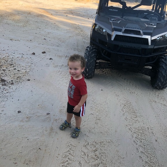 Meet your Posher, Amber - Picture 3 of 8